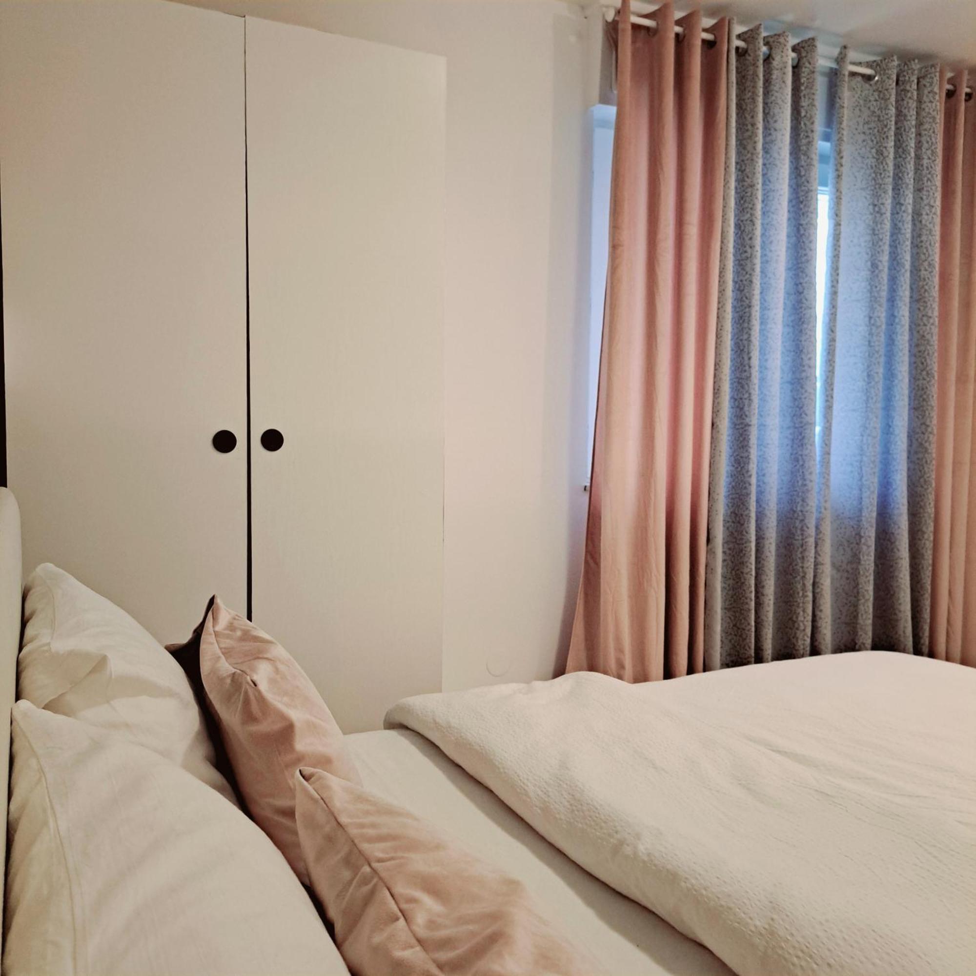 מוסטר Apartman Simple מראה חיצוני תמונה