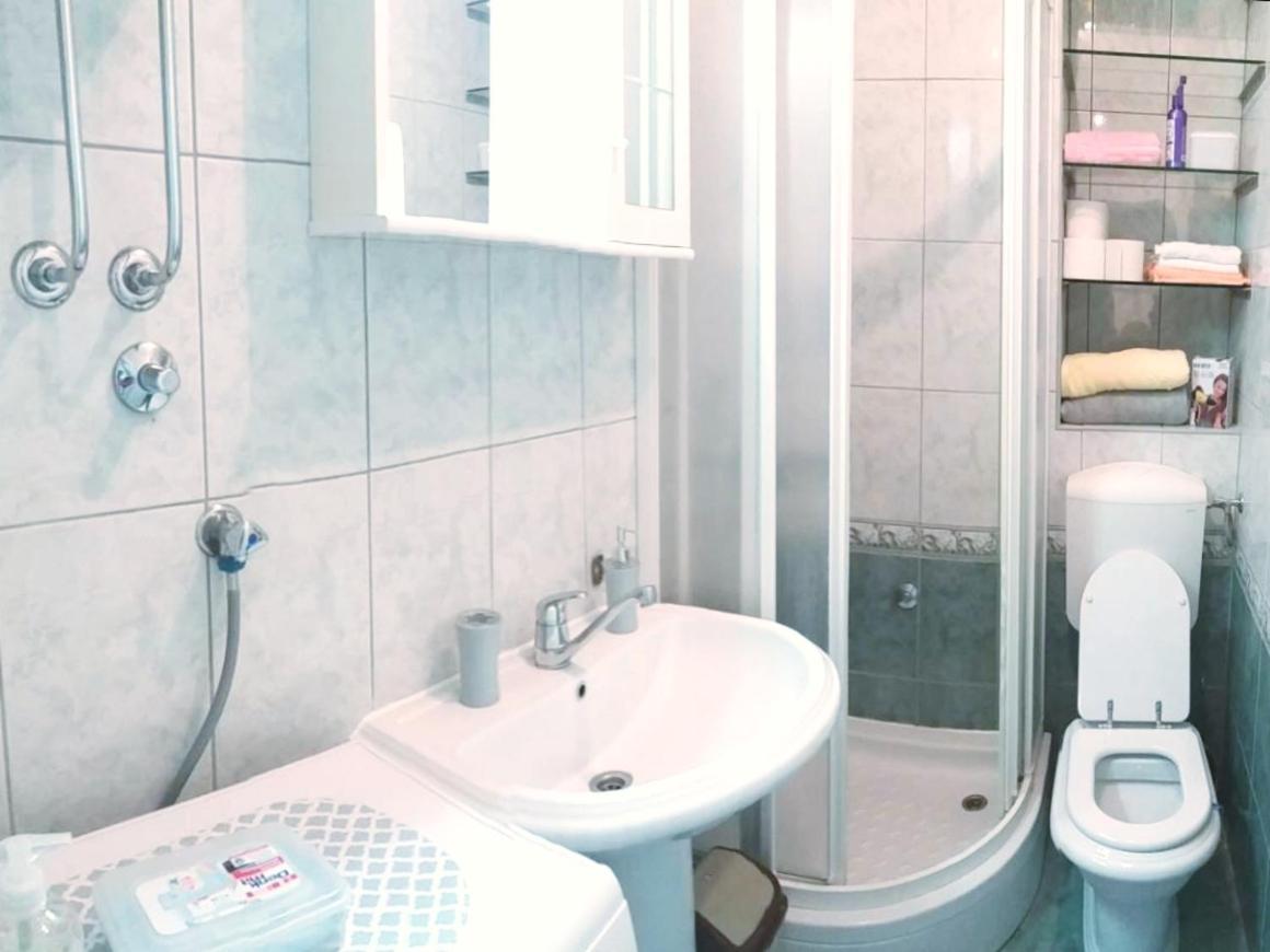 מוסטר Apartman Simple מראה חיצוני תמונה