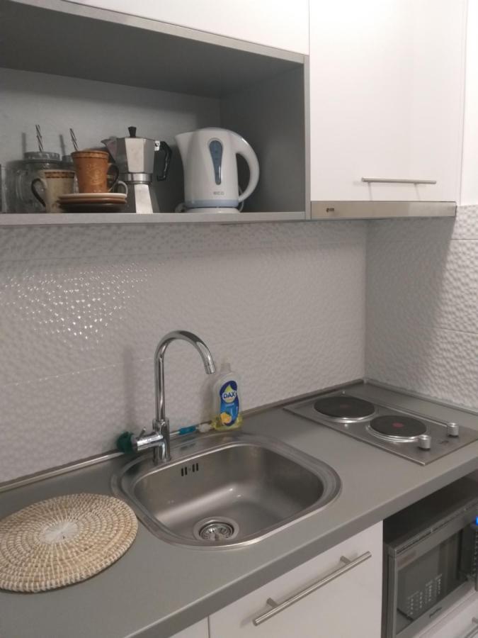 מוסטר Apartman Simple מראה חיצוני תמונה